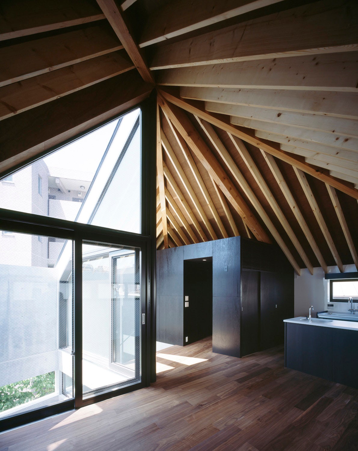 © Apollo Architects and Associates